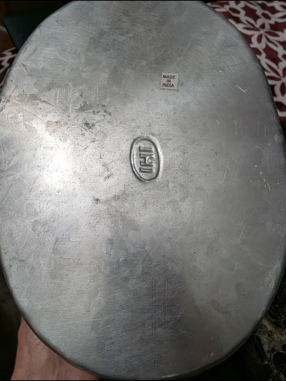 India Handcrafted Galvanized Star-Accent Metal Tub Basket